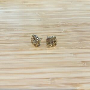 Kendra Scott stud earrings - gold